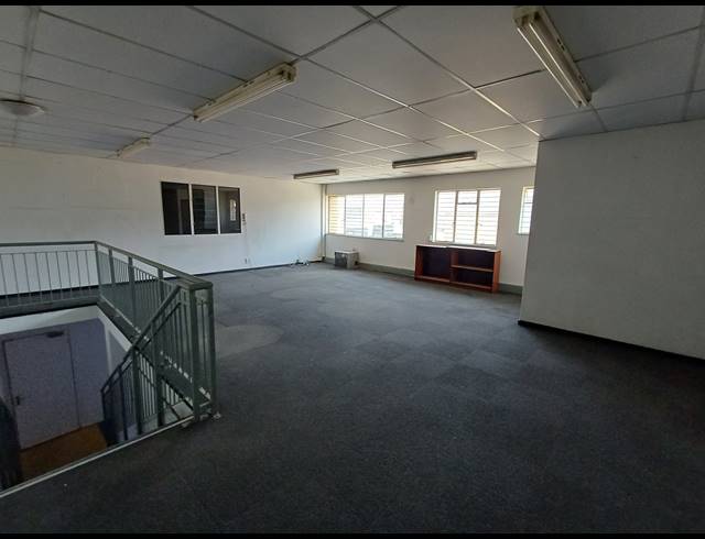 426M² MINI FACTORY TO LET IN KYA SANDS